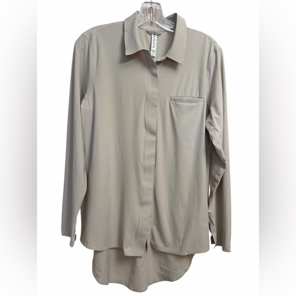 Athleta Urbanite Women's Beige Button Down Shirt - Picture 3 of 6